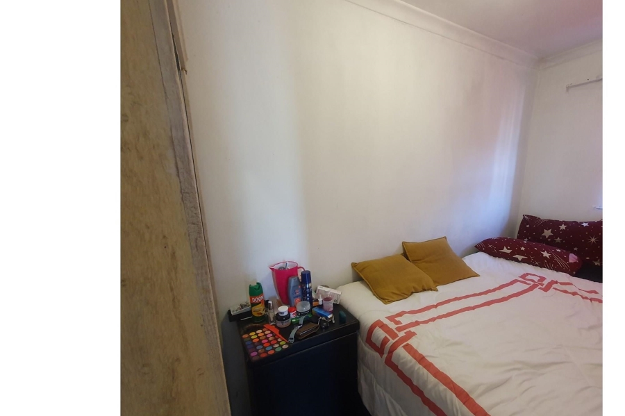 7 Bedroom Property for Sale in Delft South Western Cape
